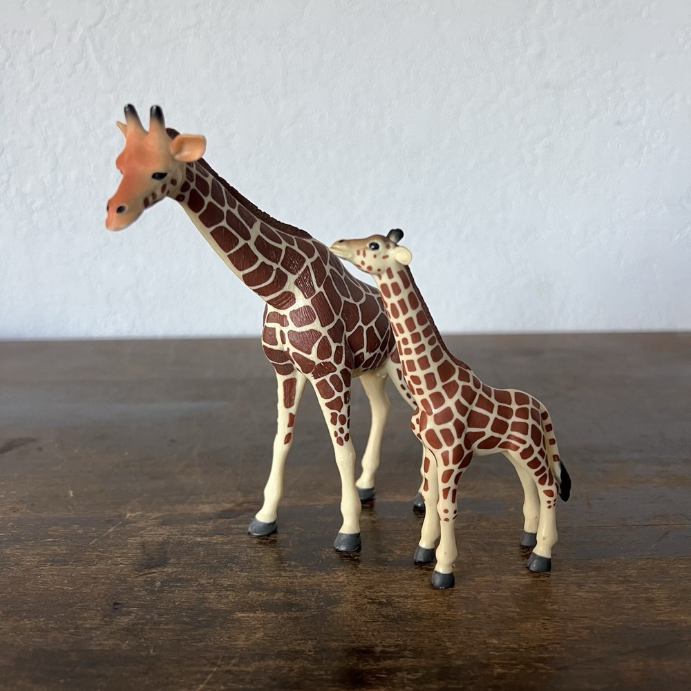 MOJO Toys Mother Giraffe And Calf Animal Figurines Lot Of 2 - Picture 3 of 5
